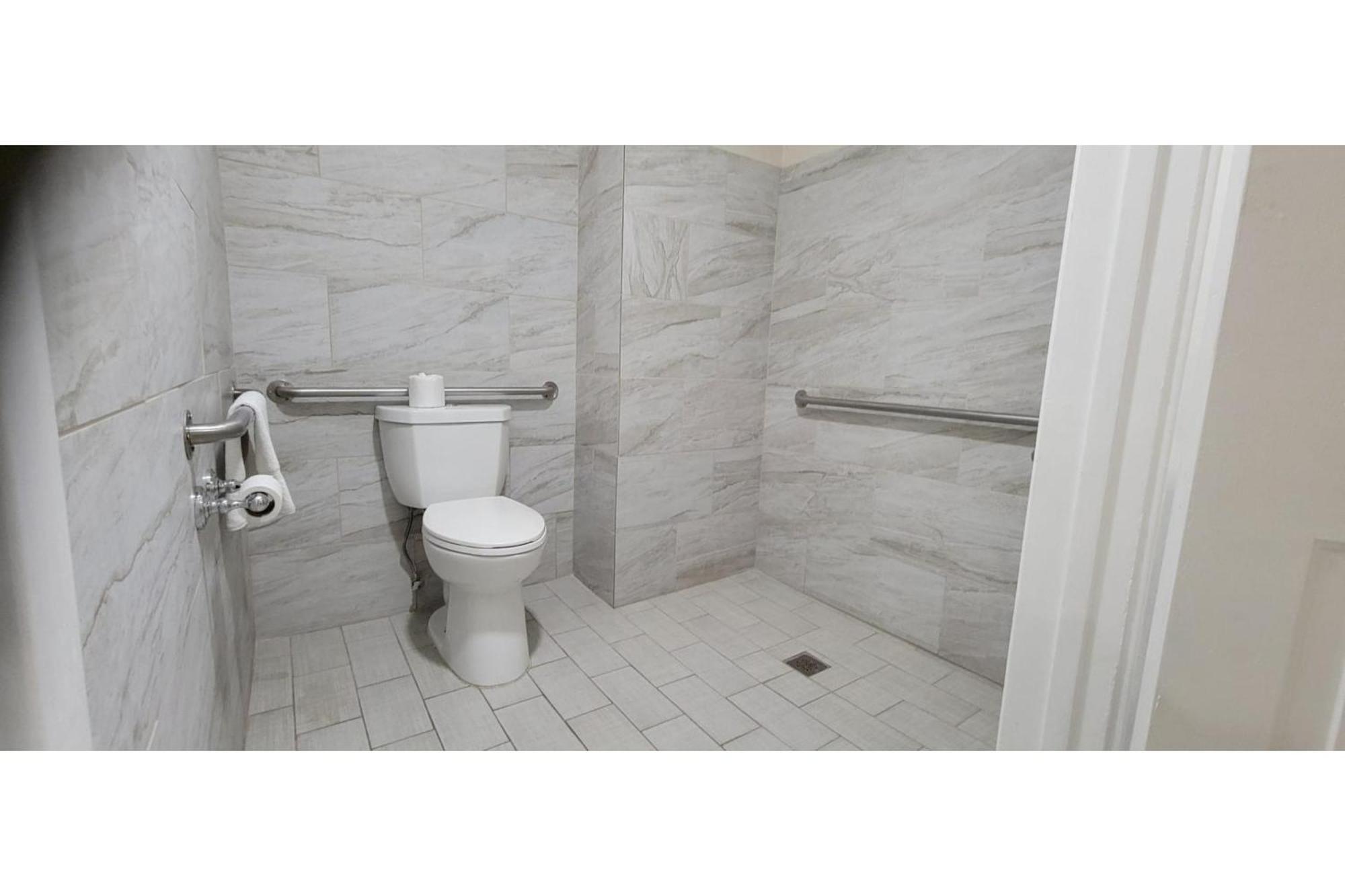 Hotel Avenida Victorville I 15 Экстерьер фото